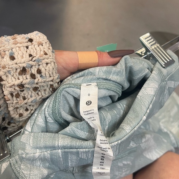 lululemon athletica Light Blue Geometric Leggings - Picture 5 of 5